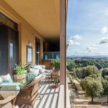 Porta Tufi Luxury Apartment With Private Parking! Siena Dış mekan fotoğraf