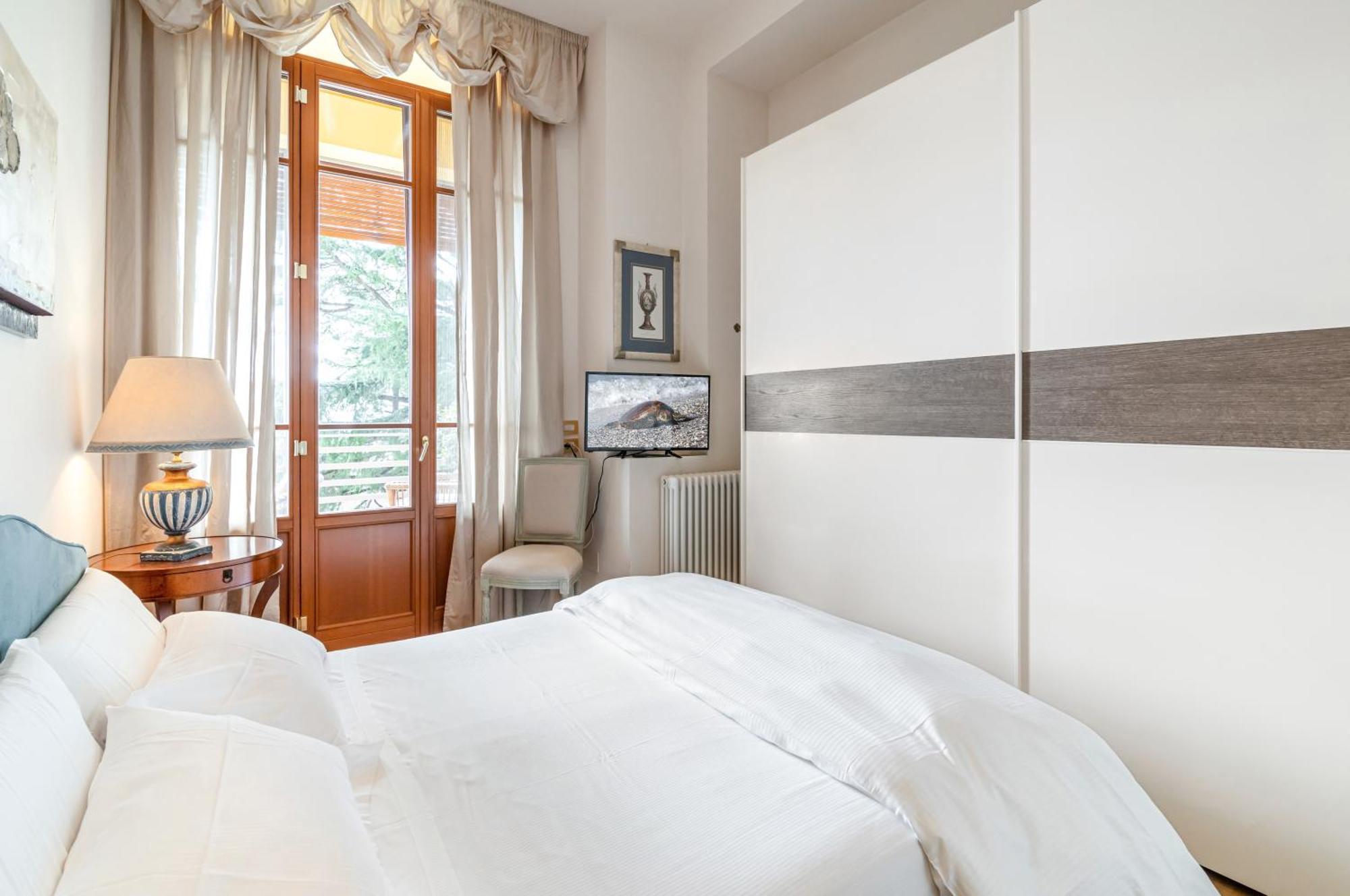 Porta Tufi Luxury Apartment With Private Parking! Siena Dış mekan fotoğraf