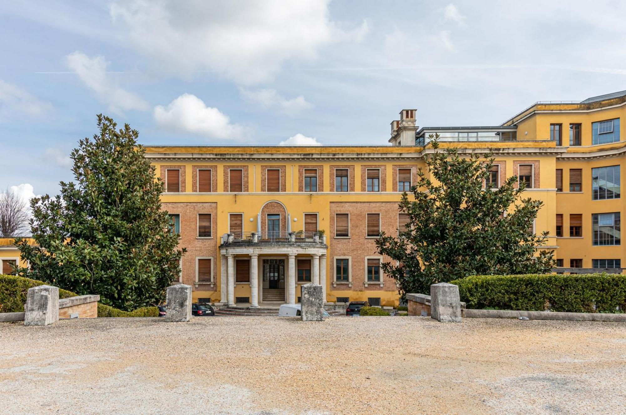 Porta Tufi Luxury Apartment With Private Parking! Siena Dış mekan fotoğraf